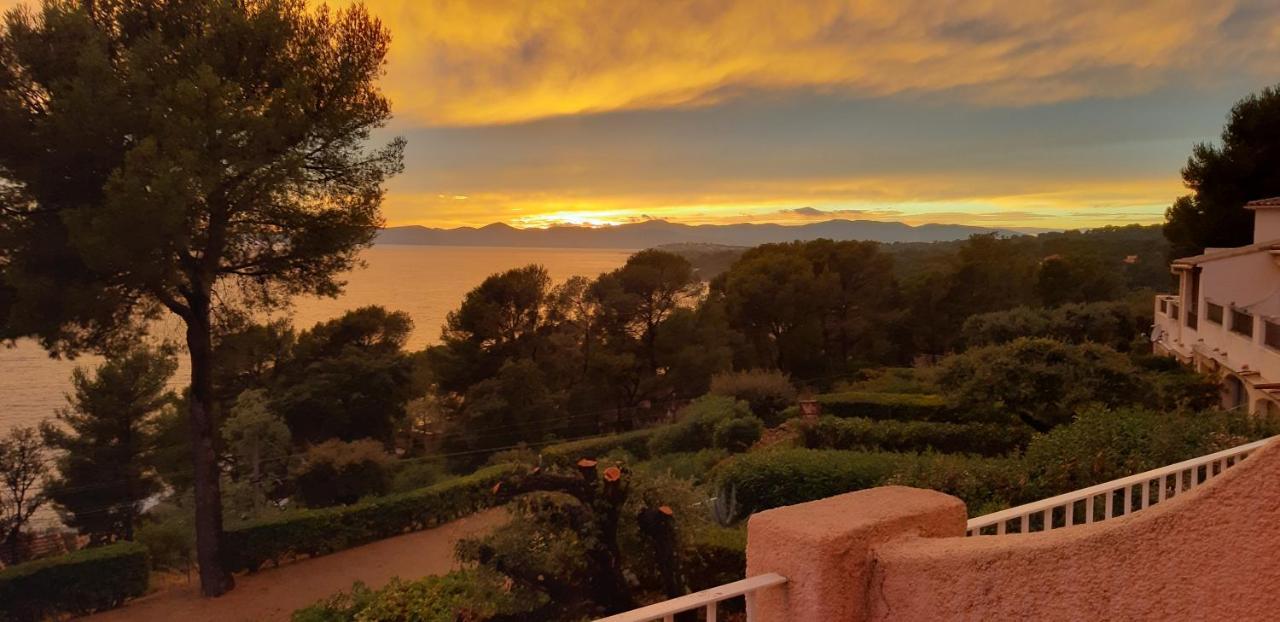 Apartamento Boulouris Panorama Vue Mer Saint-Raphaël Exterior foto