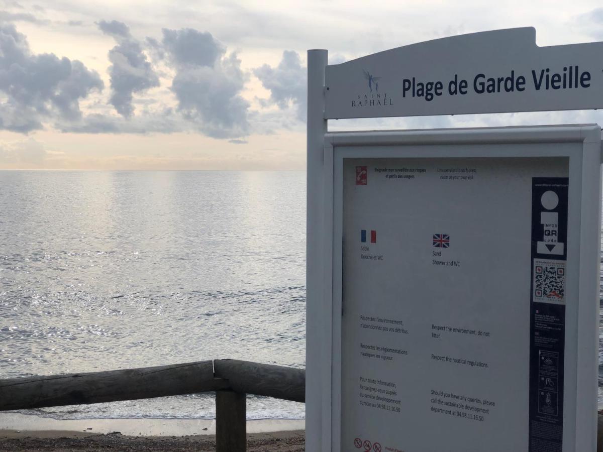 Apartamento Boulouris Panorama Vue Mer Saint-Raphaël Exterior foto