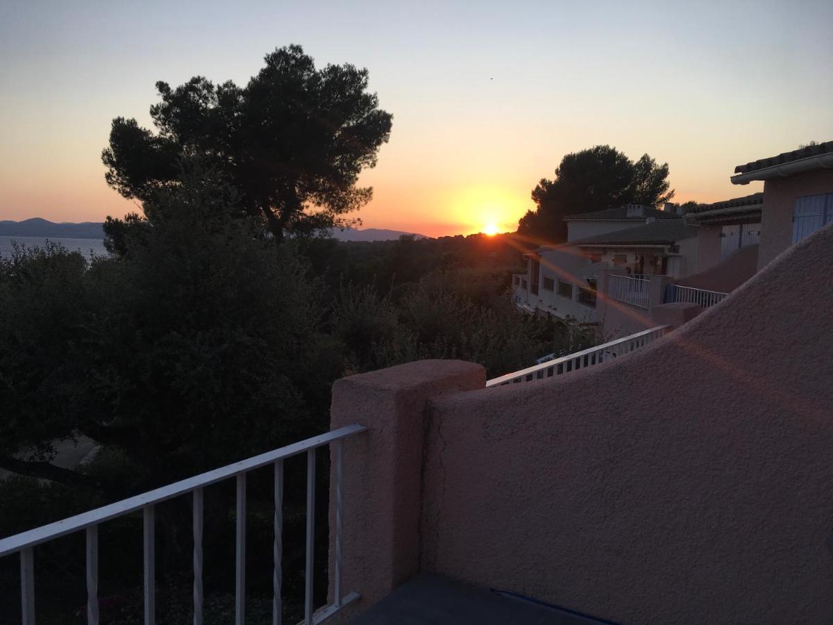 Apartamento Boulouris Panorama Vue Mer Saint-Raphaël Exterior foto